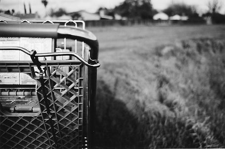 shopcart-bw.jpg